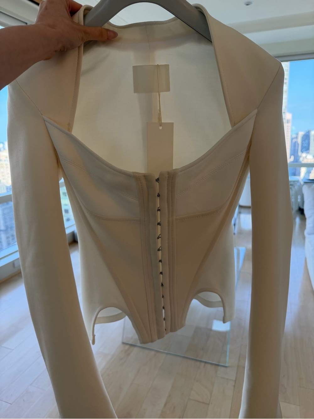 Dion Lee white arched bustier jacket in knit - Picture 4 of 6